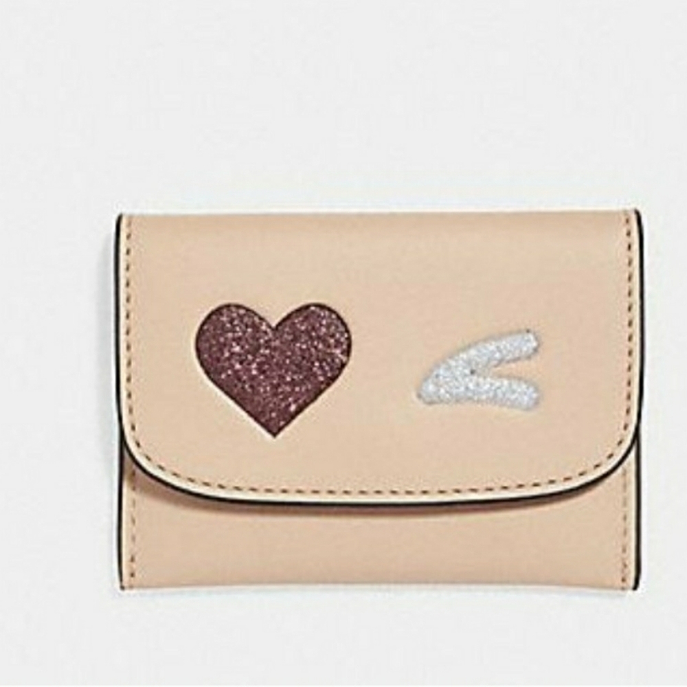 Coach Glitter Heart Card Case Holder